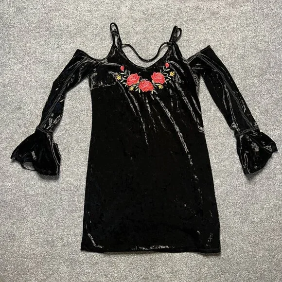 Disney Wear Girls Coco Dress Black Velvet Cold Shoulder Costume S - Picture 1 of 7